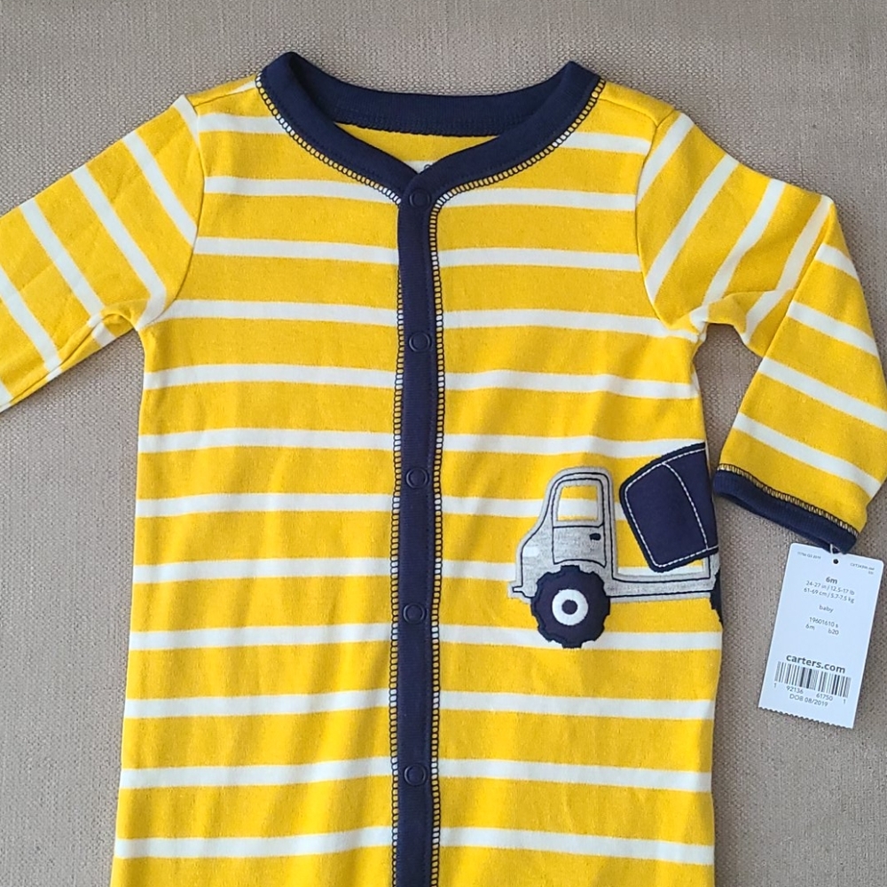 Carter's NWT footie snap truck pj